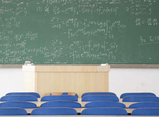 Leeg klaslokaal N-VA Schoten neemt initiatief tegen hoge schooluitval